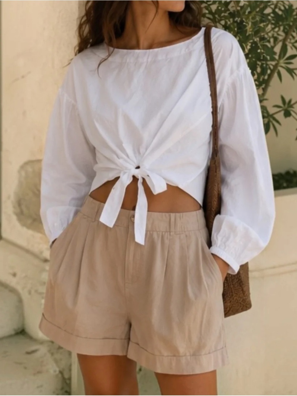 Free People Cotton Cropped Tie Front Balloon Sleeve White Blouse Top size Medium